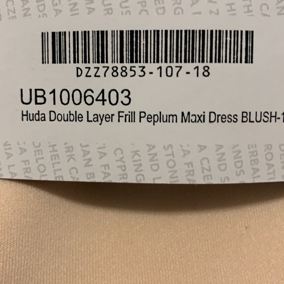 Boohoo dress- NWT maxi length - Picture 4 of 5
